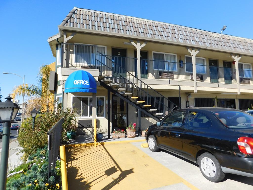 Continental Lodge Oakland Dış mekan fotoğraf