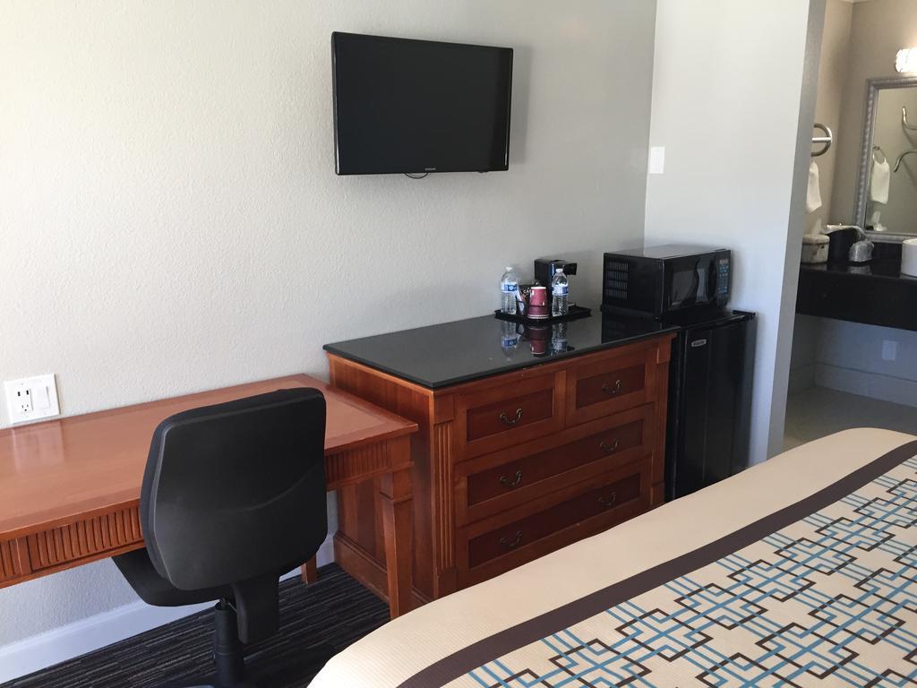 Continental Lodge Oakland Dış mekan fotoğraf