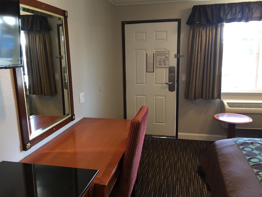 Continental Lodge Oakland Dış mekan fotoğraf